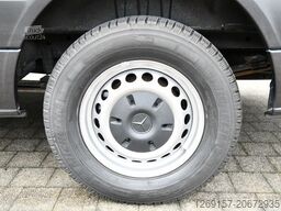 MERCEDES-BENZ Sprinter 316 CDI Kombi L2H2 9-Sitze Navigation