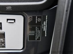 MERCEDES-BENZ Sprinter 316 CDI Kombi L2H2 9-Sitze Navigation