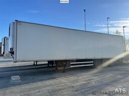 Schmitz box semi-trailer with fridge/freezer unit – load b