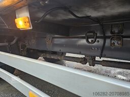 Volvo FL 240 4x2 16tons Seitentüren Koff