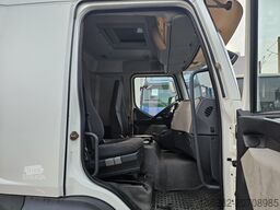 Volvo FL 240 4x2 16tons Seitentüren Koff
