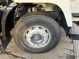 VOLVO F 12 Turbo B 380 6X4 Tractor-Unit Spring/Spring