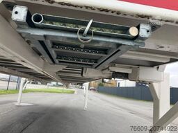 KRONE Wechselbrücke Koffer