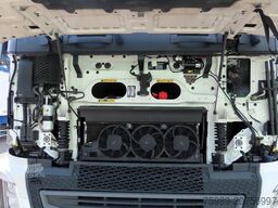 Volvo FH 460 YV2RZ80A0KA843459 NL truck, LNG, FRIGO