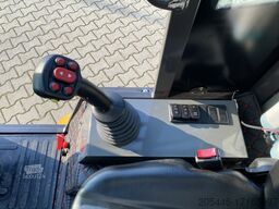 Berger Kraus Radlader/Teleskoplader BK810T *KUBOTA*