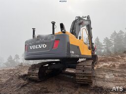 Volvo EC 220 DL w/ rototilt, tooth tray and GPS.