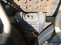 Mercedes Arocs 3333 6x6 RHD Romaquip gritter