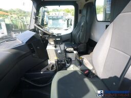 Mercedes-Benz Arocs 3333 6x6 RHD Romaquip gritter