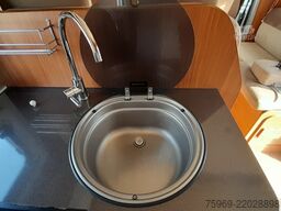Adria MATRIX M680SP