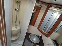 Adria MATRIX M680SP