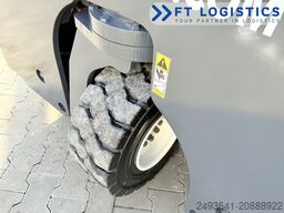 Combilift C3000 GAS DUPLEX PLATFORM 1500 FREE LIFT