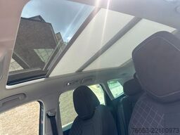 SKODA Karoq 2.0l TDI 85kW DSG * PANO * Navi * Klimaaut