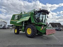 John Deere T550 Hillmaster