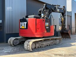 Caterpillar 325 F LCR