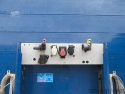 SCHMITZ CARGOBULL Mega Varios Bremse 50%-80% Reifen 50% NEUE PLANE