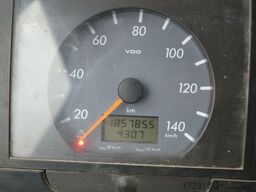 MERCEDES-BENZ Vario 816 Pritsche Doppelkabine 1.Hand 186tkm