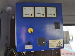 MERCEDES-BENZ Vario 613 DOKA Pritsche Generator Stromaggregat