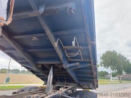 Iveco-Magirus Trakker AD190T36 4x2 Trakker AD190T36 4x2, EEV, Kran Atlas AK 105.2-A2