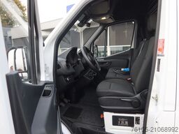 Mercedes-Benz Sprinter 316 CDI Koel/Vries/Verwarmen +Klep L2/H2