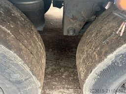 SCHMITZ CARGOBULL SKO 24    LBW