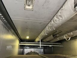 SCHMITZ CARGOBULL SKO 24    LBW