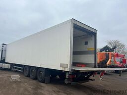 SCHMITZ CARGOBULL SKO 24    LBW