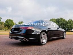 MERCEDES-BENZ S580 Maybach