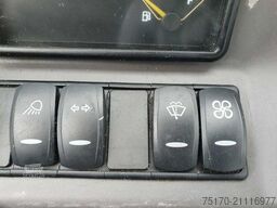 Volvo EC18E / nur 415h! / MS01 / 2021 / inkl 2x Löffel