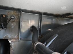 Schwarzmueller PA 2/E  Carrier Vector 1950 Bi-Temp