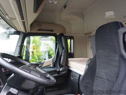 Mercedes-Benz Actros 2540 6×2 / 90 tho. km! / 18 EPAL