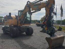 Liebherr A 910 Compact Litronic