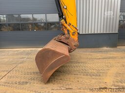 JCB JS220 LC Semi Long Reach - 10 meter