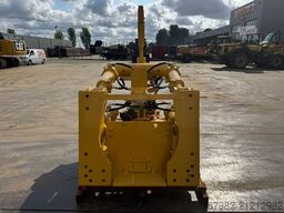 Caterpillar D8T D8R D8N Single Shank Ripper (forged shanks)