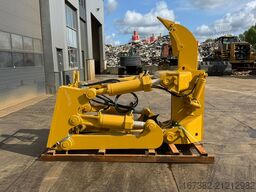 Caterpillar D8T D8R D8N Single Shank Ripper (forged shanks)