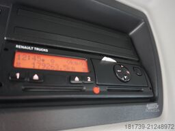 Renault D16 / NEW Tow truck 7.7 m / 170 tho. km