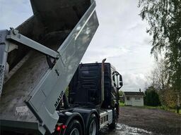 Volvo FM 540 Tipper Truck