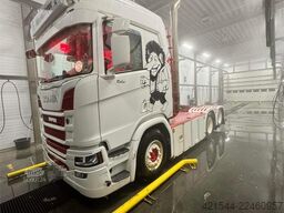 Scania R540 6x2 tractor unit. Stiholt body.