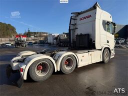 Scania R580 6x4 tractor unit w/ hydraulics