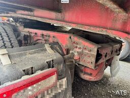 Renault T460 tractor unit