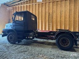 Scania 82M m/ 1971 DAMM SD325 maskinhenger