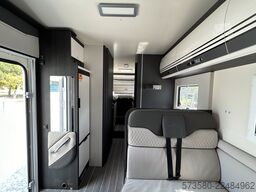 Roller Team Kronos 284M | Ford Transit 2.0 TDCi 165 PS Automatik | 5 Sitzplätze