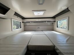 Roller Team Kronos 284M | Ford Transit 2.0 TDCi 165 PS Automatik | 5 Sitzplätze