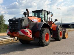 Hitachi ZW310-6