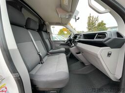 VOLKSWAGEN T6.1 L1 KA/ AC/ 3 Sitze/ AHK/ Komfort-Paket