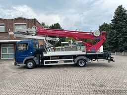 MERCEDES-BENZ 815 Dachdeckerkran Böcker 32 Meter + Seilwinde