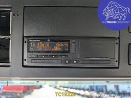 Mercedes-Benz Actros 2646
