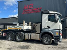 Mercedes-Benz Arocs 3358