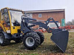 Eurotrac W12S 26 PS Eurotrac Hoflader, Kabine, EU