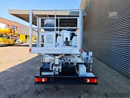 Nissan Cabstar 35.13 NT400 Multitel MX 250