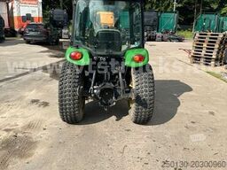John Deere 3520 4x4 Hofschlepper Rasenbereifung